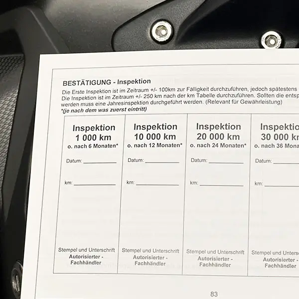 Foto von einem Serviceheft